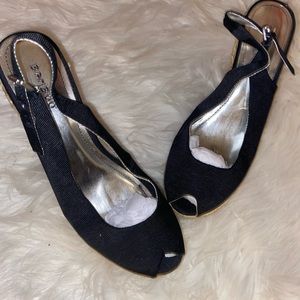 Bamboo Platform Black Sandals